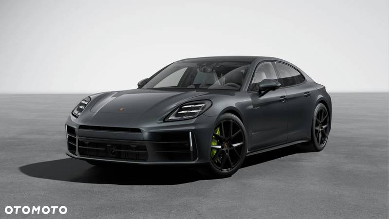 Porsche Panamera 4 E-Hybrid - 1