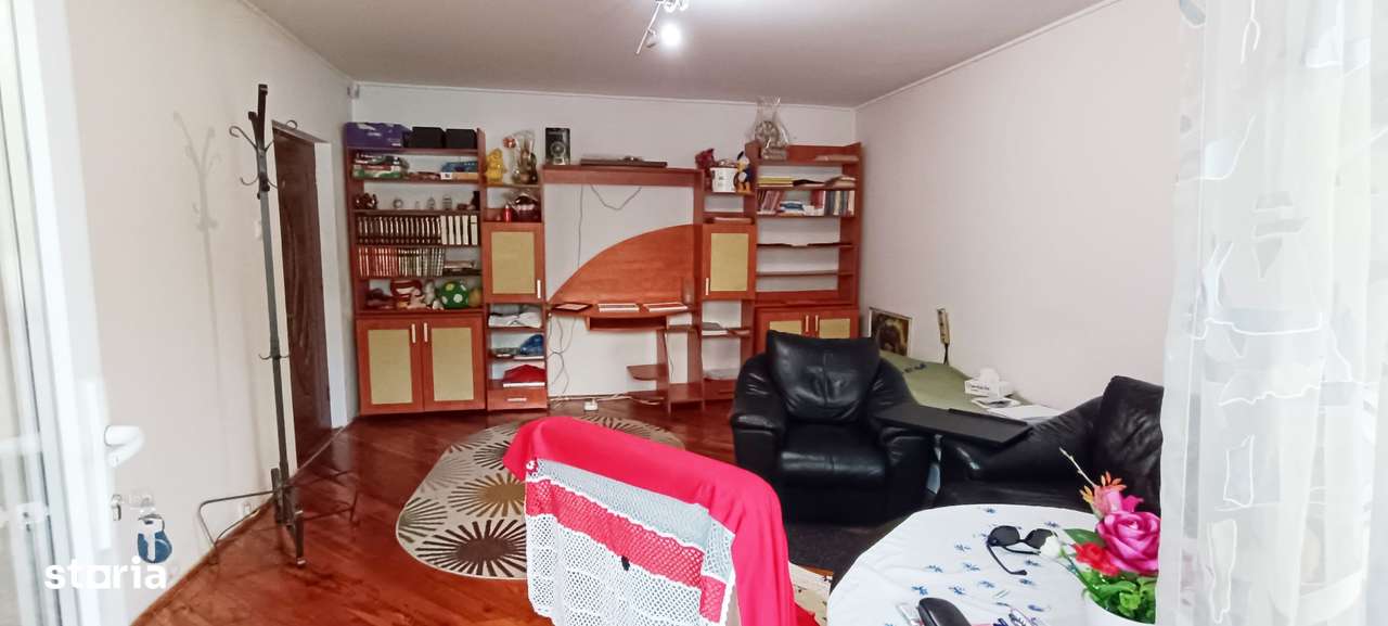 Apartament cu 3 camere decomandate,Carpatilor-Judetean - Imagine principală: 2/14