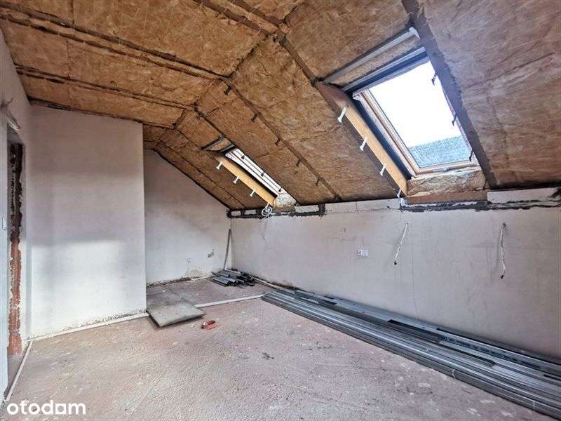 Sprzedam dom z garażem pod Koninem-10