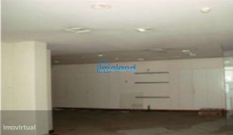 Estabelecimento Comercial c/ 187 m2 - Bonfim/Porto. - Grande imagem: 3/4