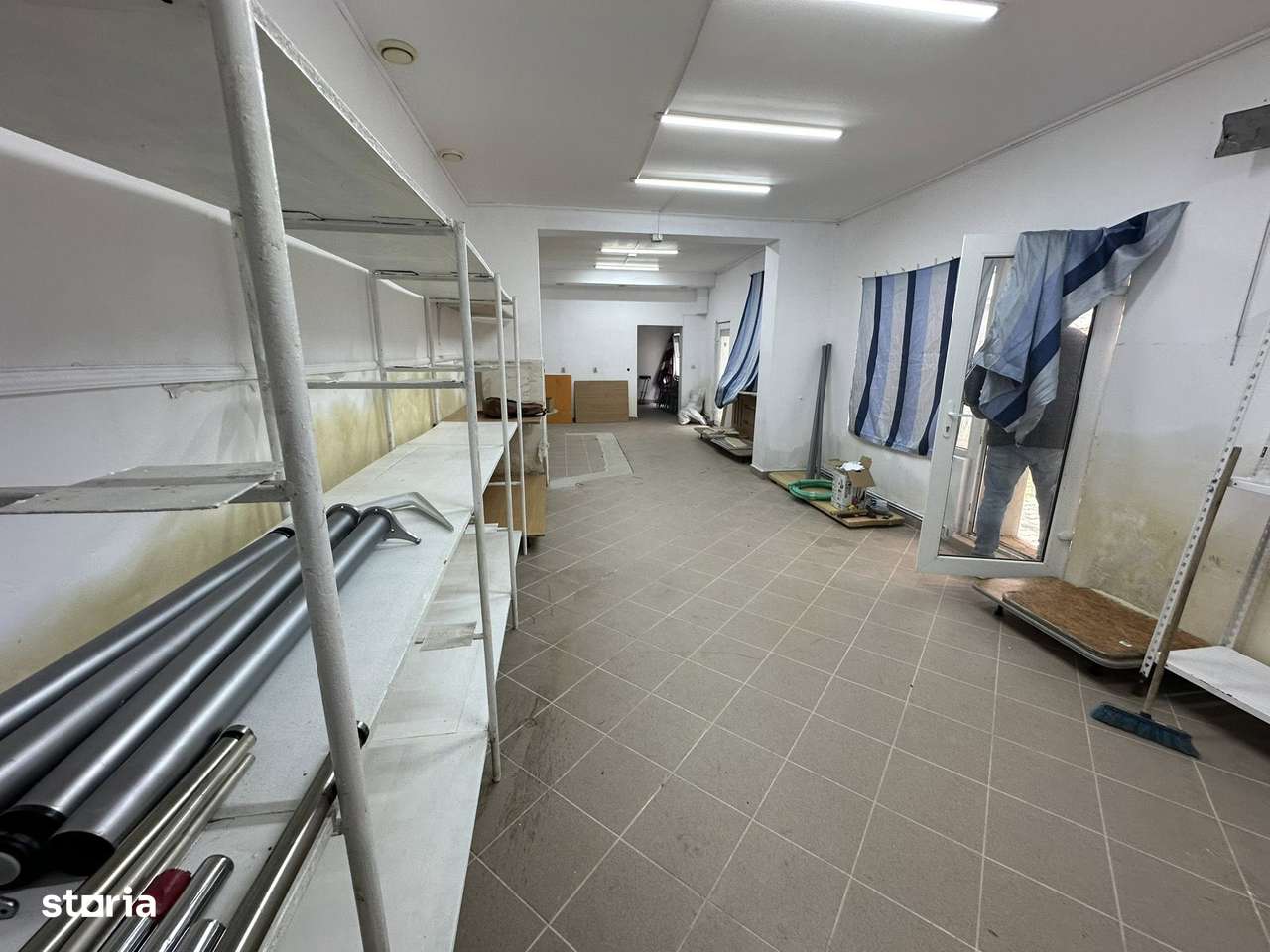 Spatiu comercial DE VANZARE sau INCHIRIERE - Imagine principală: 2/8