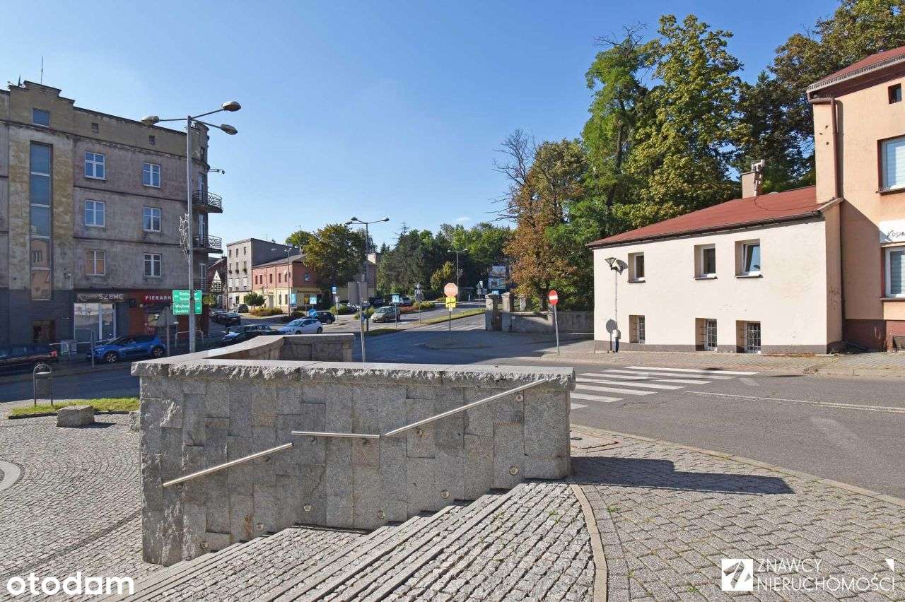 Lokal usługowy - 2 sale + łazienka + magazyn + wc-14