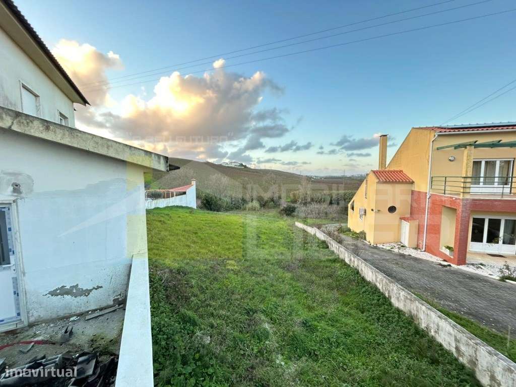 Terreno urbano com 1.542mº inserido em zona de moradias com ampla á... - Grande imagem: 5/5