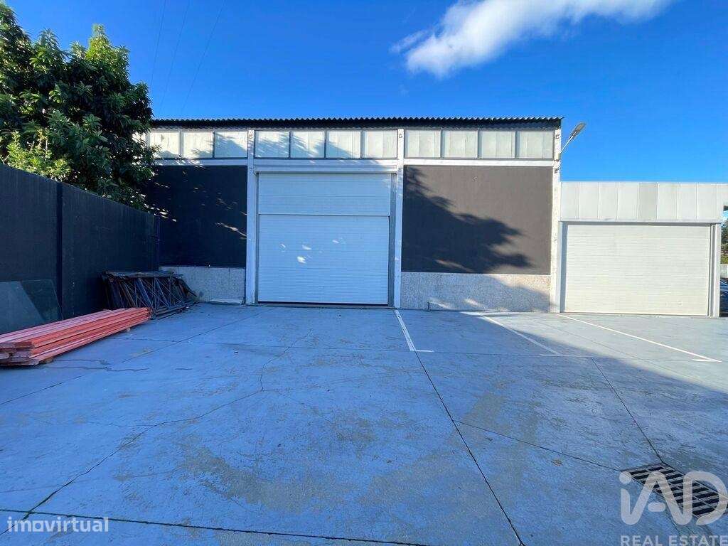 Loja / Estabelecimento Comercial em Manhente de 575,00 m2 - Grande imagem: 4/18