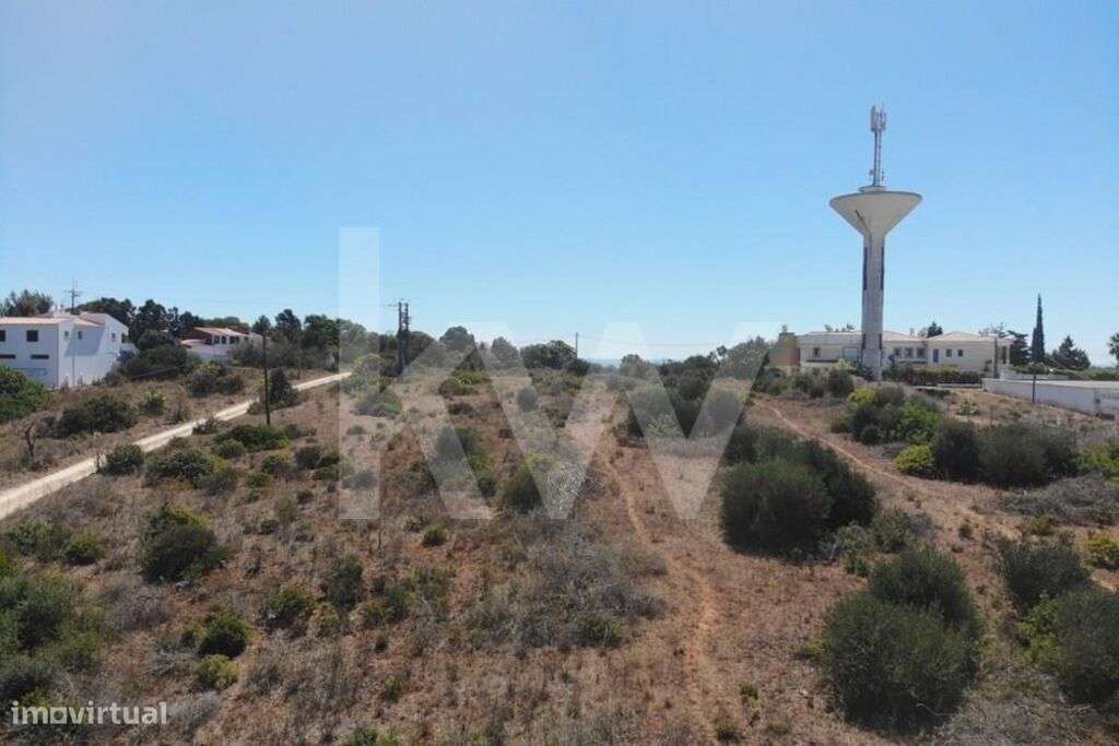 Terreno Urbanizável para construção de moradias ou para lotear. - Grande imagem: 3/8