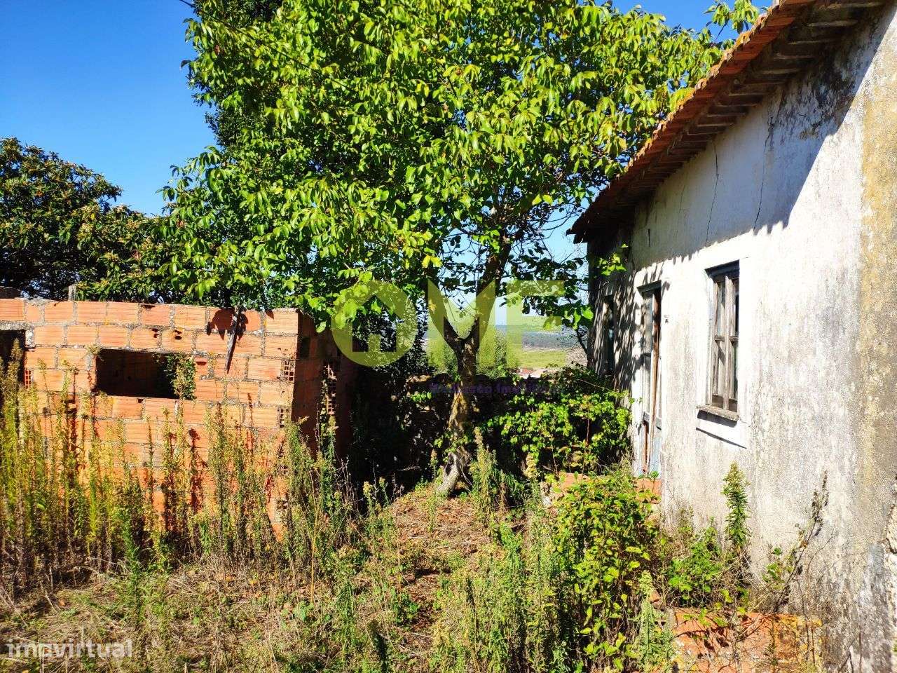 Moradia para restauro a 6 minutos de Fátima-8