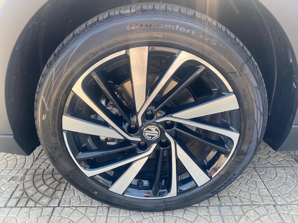 MG ZS HEV - foto 28