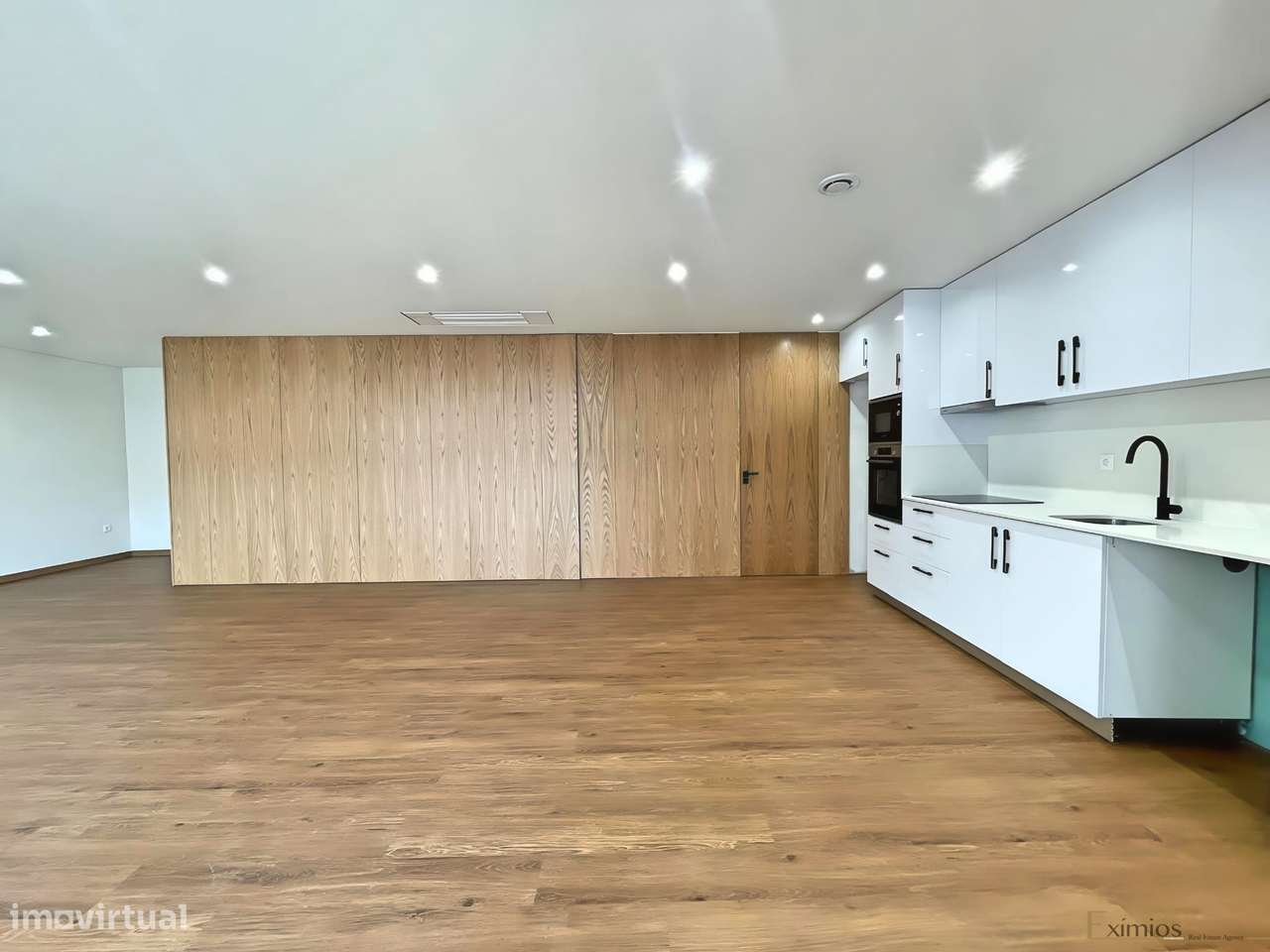 Moradia em banda V3, nova, em 2ª linha de praia, em Aver-o-Mar - Grande imagem: 3/18