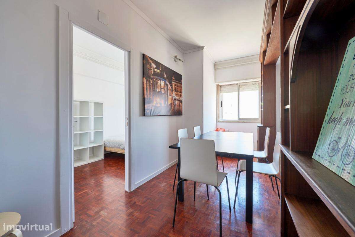 Quarto - localizado em Benfica Lisbon - Grande imagem: 2/7