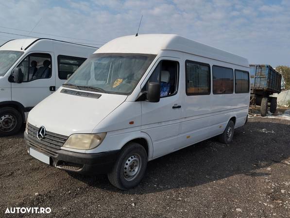 Dezmembrari  Mercedes-Benz SPRINTER (W903)  1995  > 2006 313 CDI Moto - 1