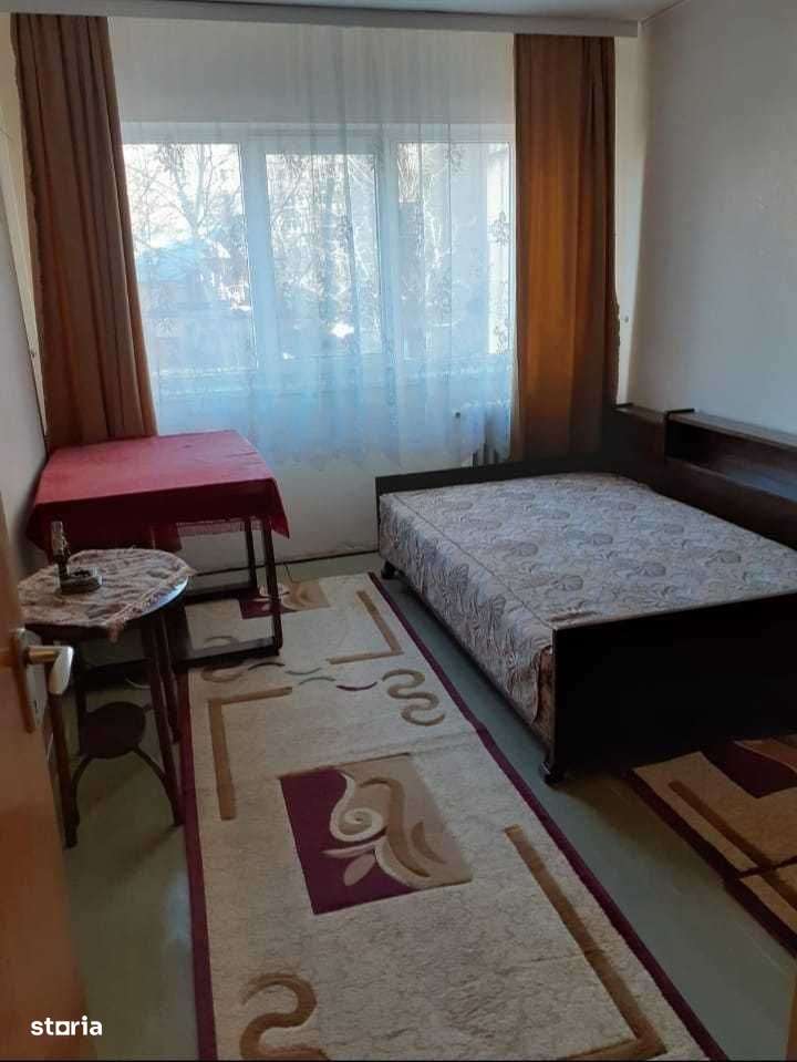 Apartament 3 camere de vanzare Gorjului-5