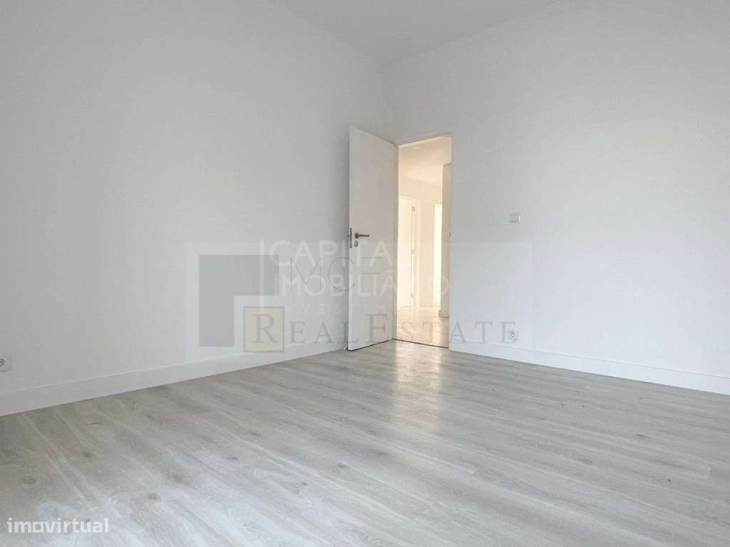 Apartamento T3 totalmente renovado em Setúbal-9