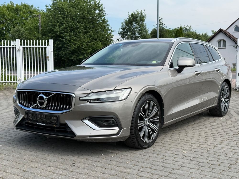 Volvo V60 II (2018- ) D3 Geartronic Inscription 2018