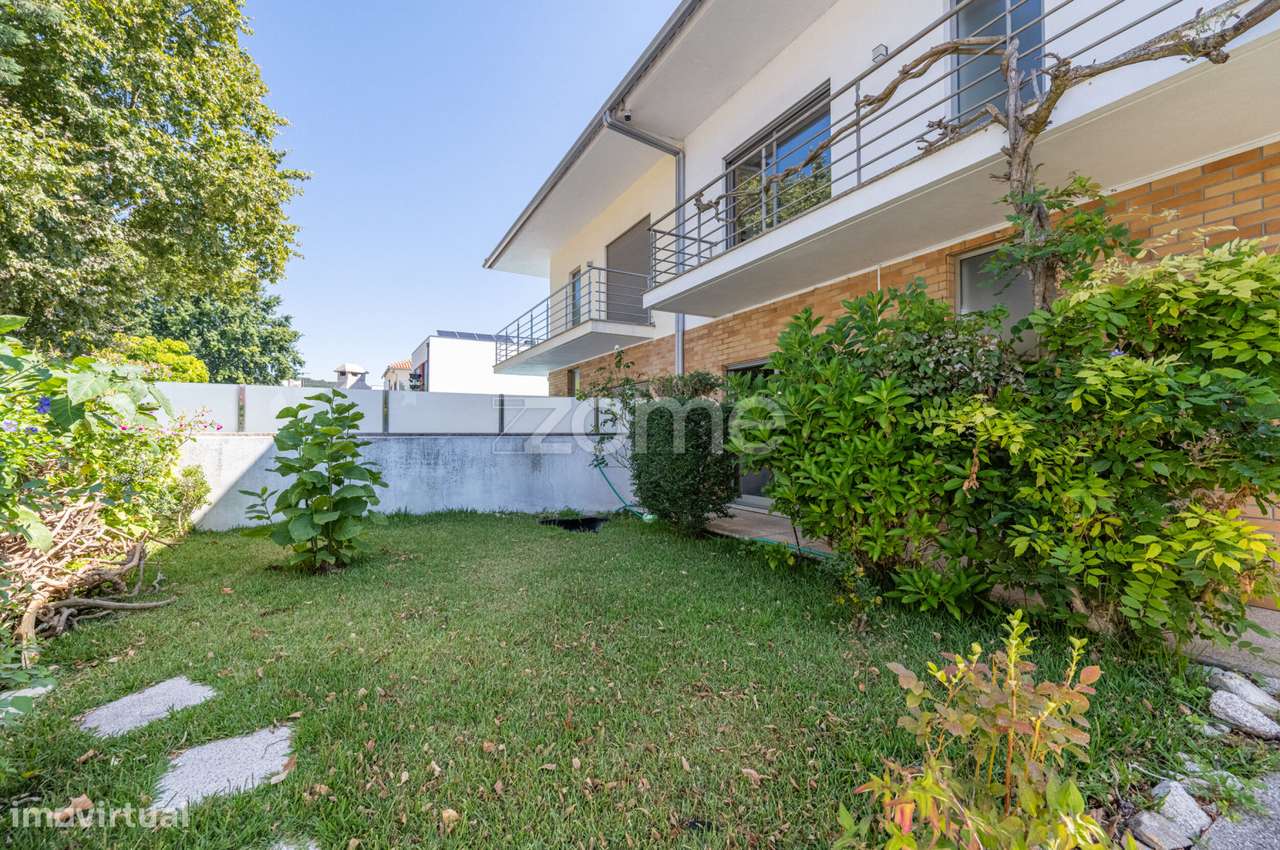 Moradia T4 com Jardim | Meadela-7
