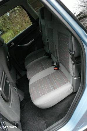 Ford C-MAX 1.8 Style - 28