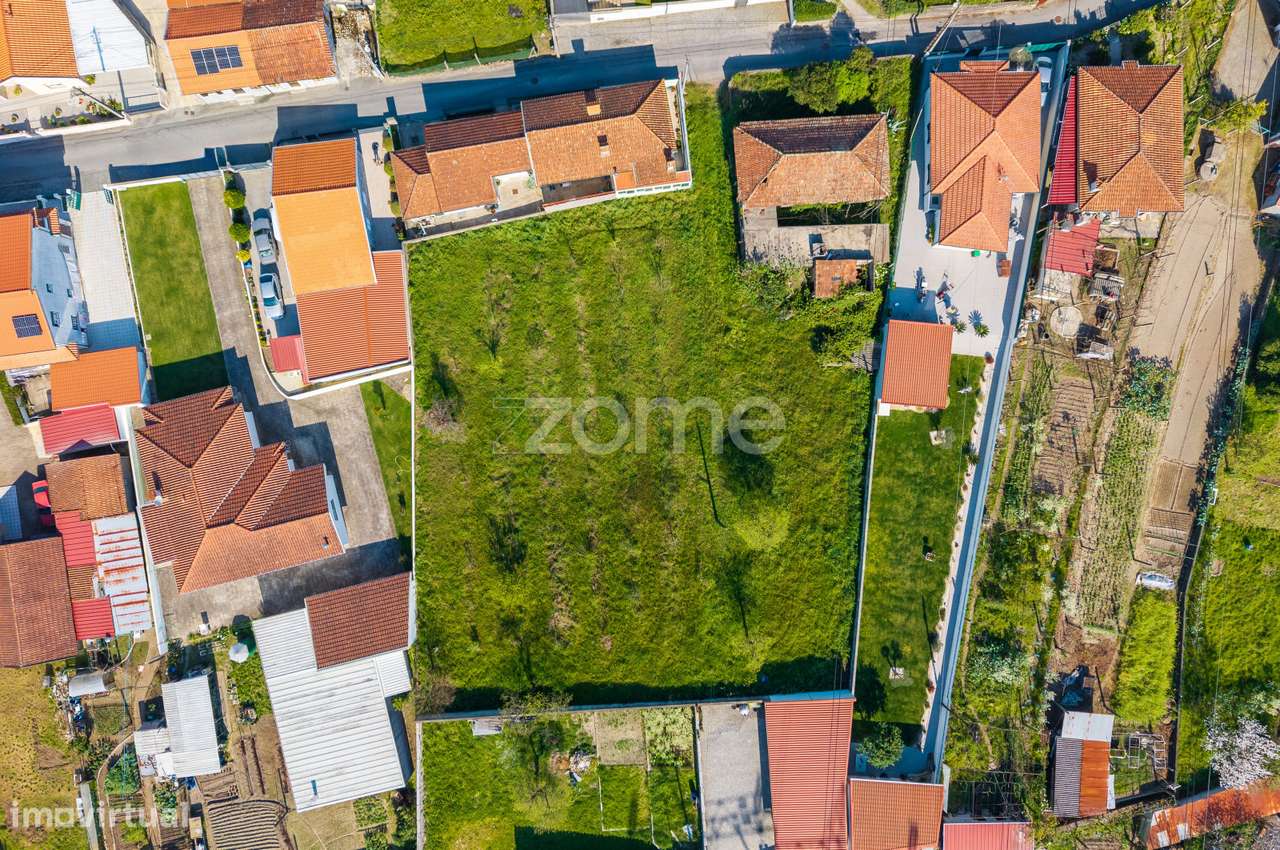 Terreno com 2120m2 em Serzedelo, Guimarães - Grande imagem: 3/9