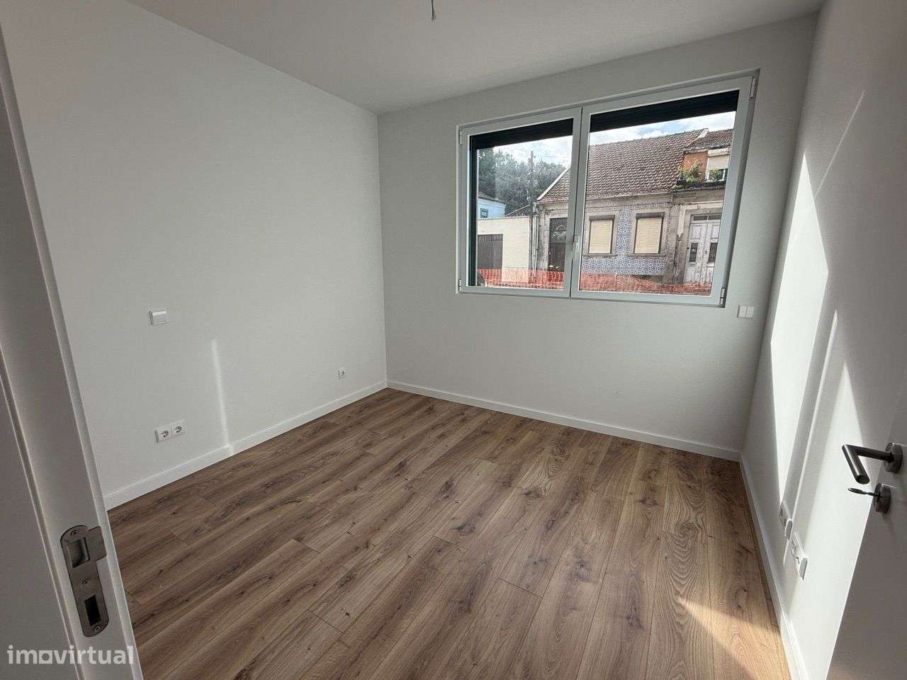 T2 Porto com terraço 28m2-17