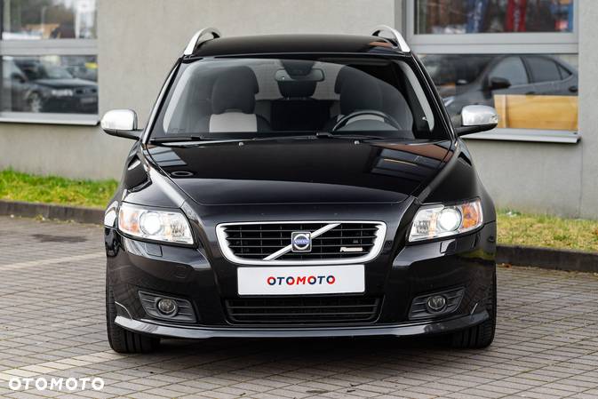 Volvo V50 2.0 R-Design - 1