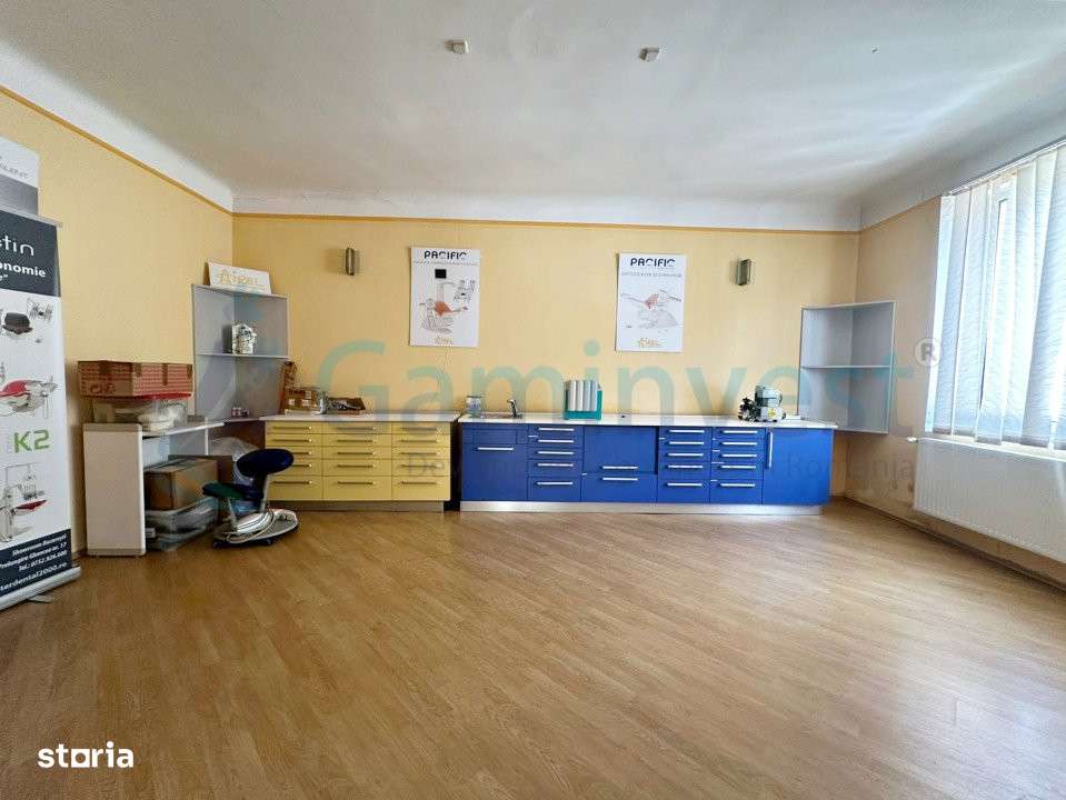 Gaminvest Doua cladiri individuale si teren, Oradea,V4240 - Imagine principală: 4/11