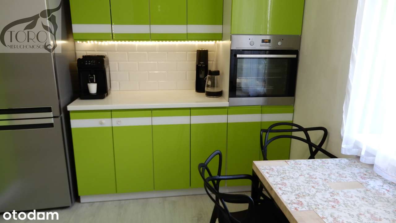 PRZESTRONNE 2-POKOJOWE MIESZKANIE CZĘSTOCHOWA GNASZYN-8