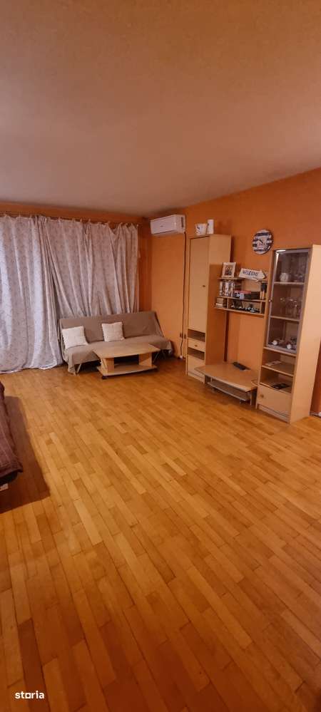 Apartament, 62 m², -1