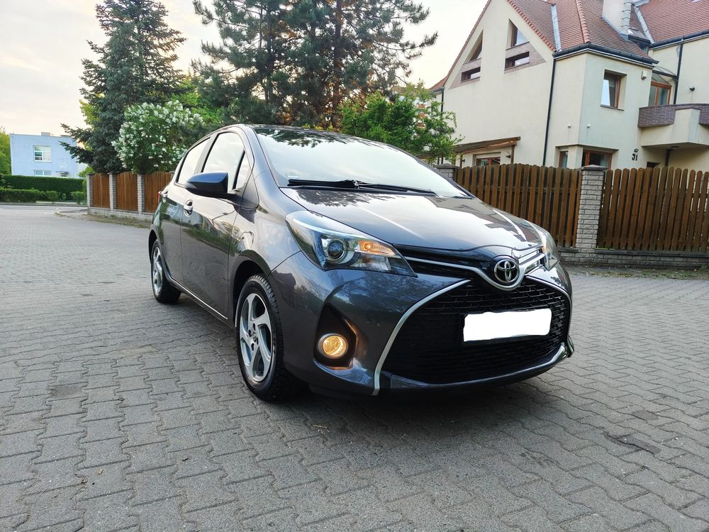 Toyota Yaris III 1.33 Business Edition 2016