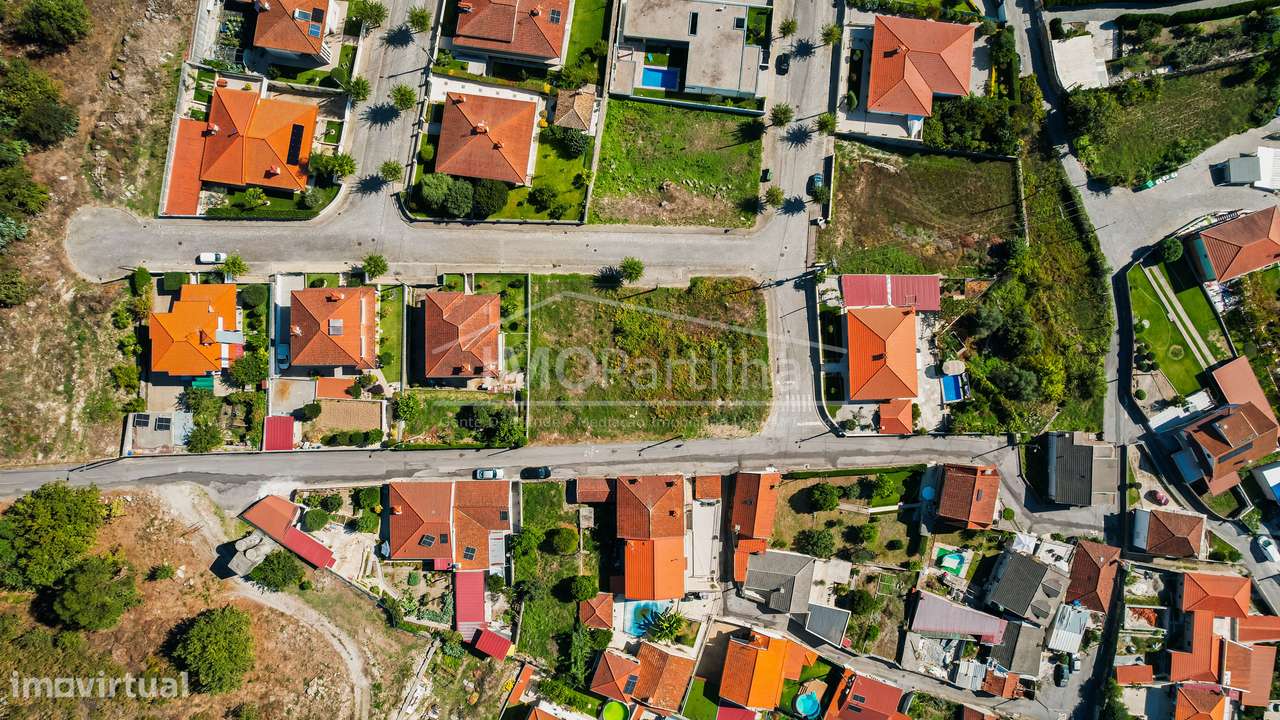 Lote 11 | 591 m² | Santo Emilião, Póvoa de Lanhoso, Braga-5