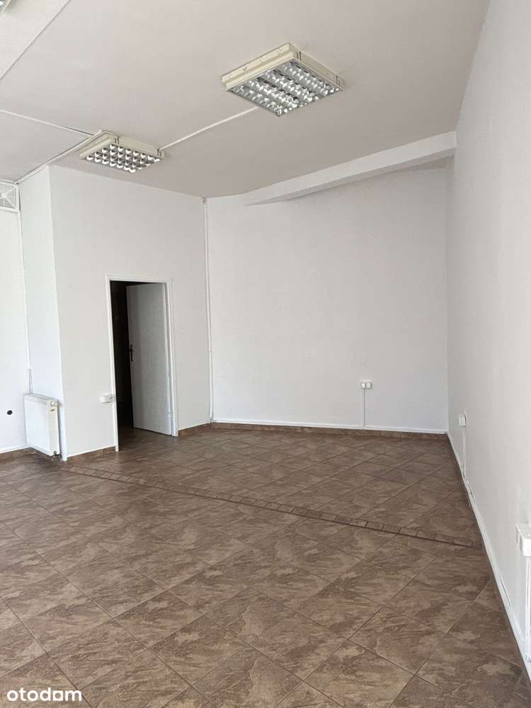 Gniezno Centrum Lokal użytkowy 41,90m2 PARTER-8