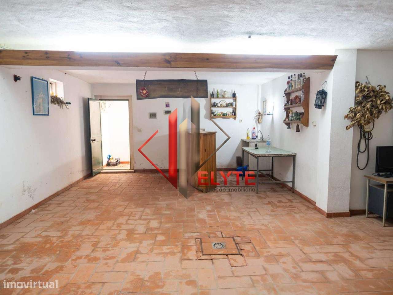 Moradia T7 no centro de Samora Correia-55