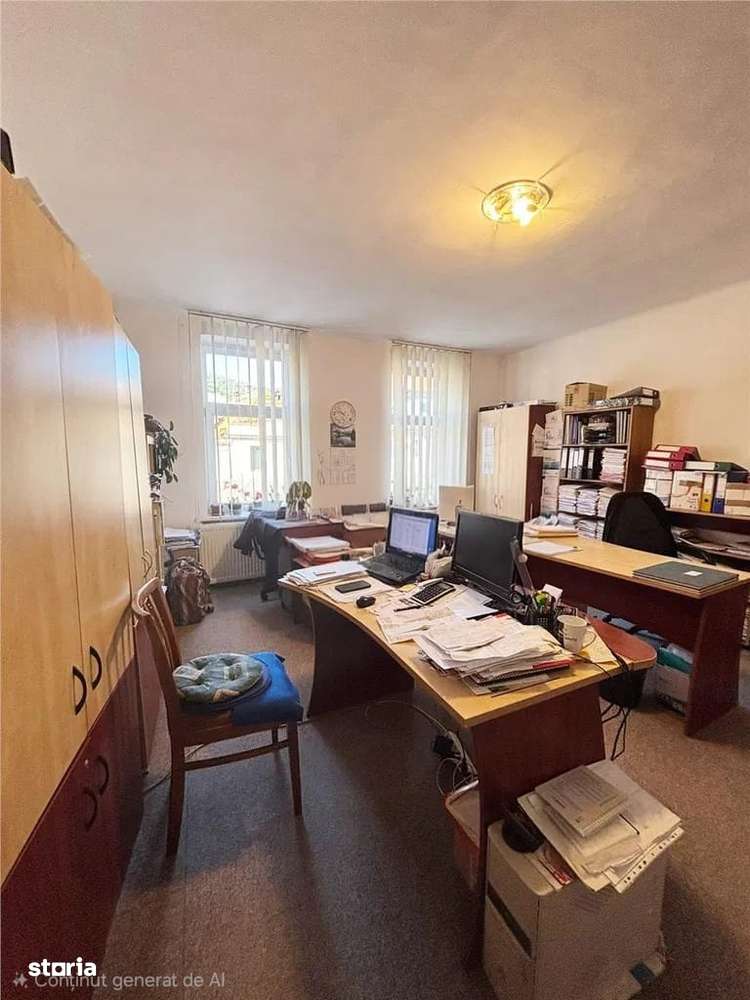 Corp de casa zona centrala,strada LUNGĂ!-4