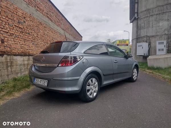 Opel Astra III GTC 1.6 Enjoy - 2