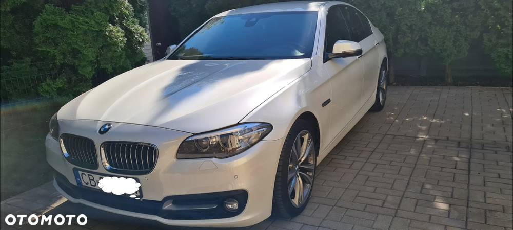 BMW Seria 5 520d xDrive Sport - 2