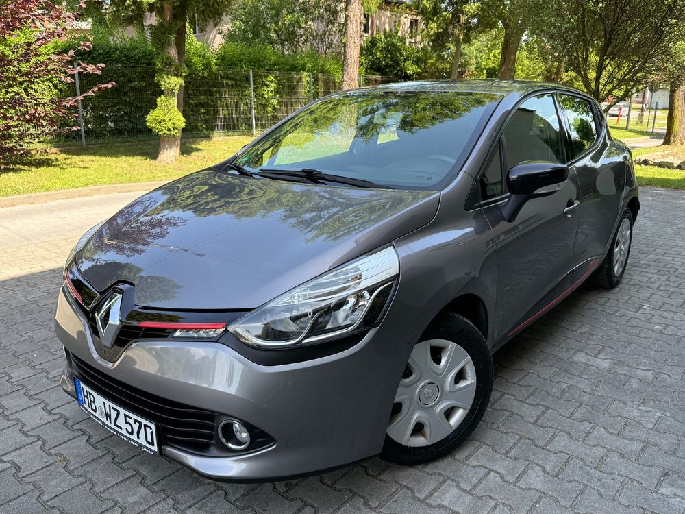 Renault Clio IV 1.2 16V 75 Experience 2013