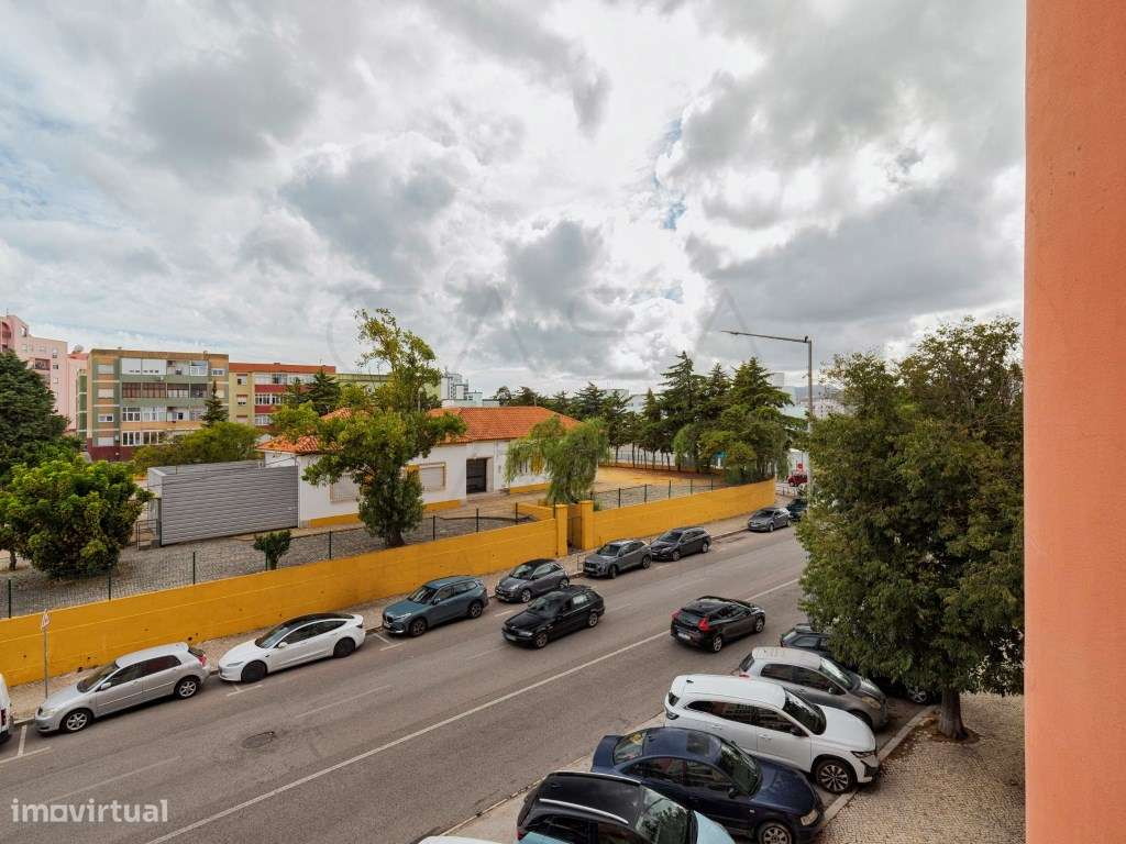 4 Assoalhadas, mobilado e equipado, edifício com elevador, na zona ...-6