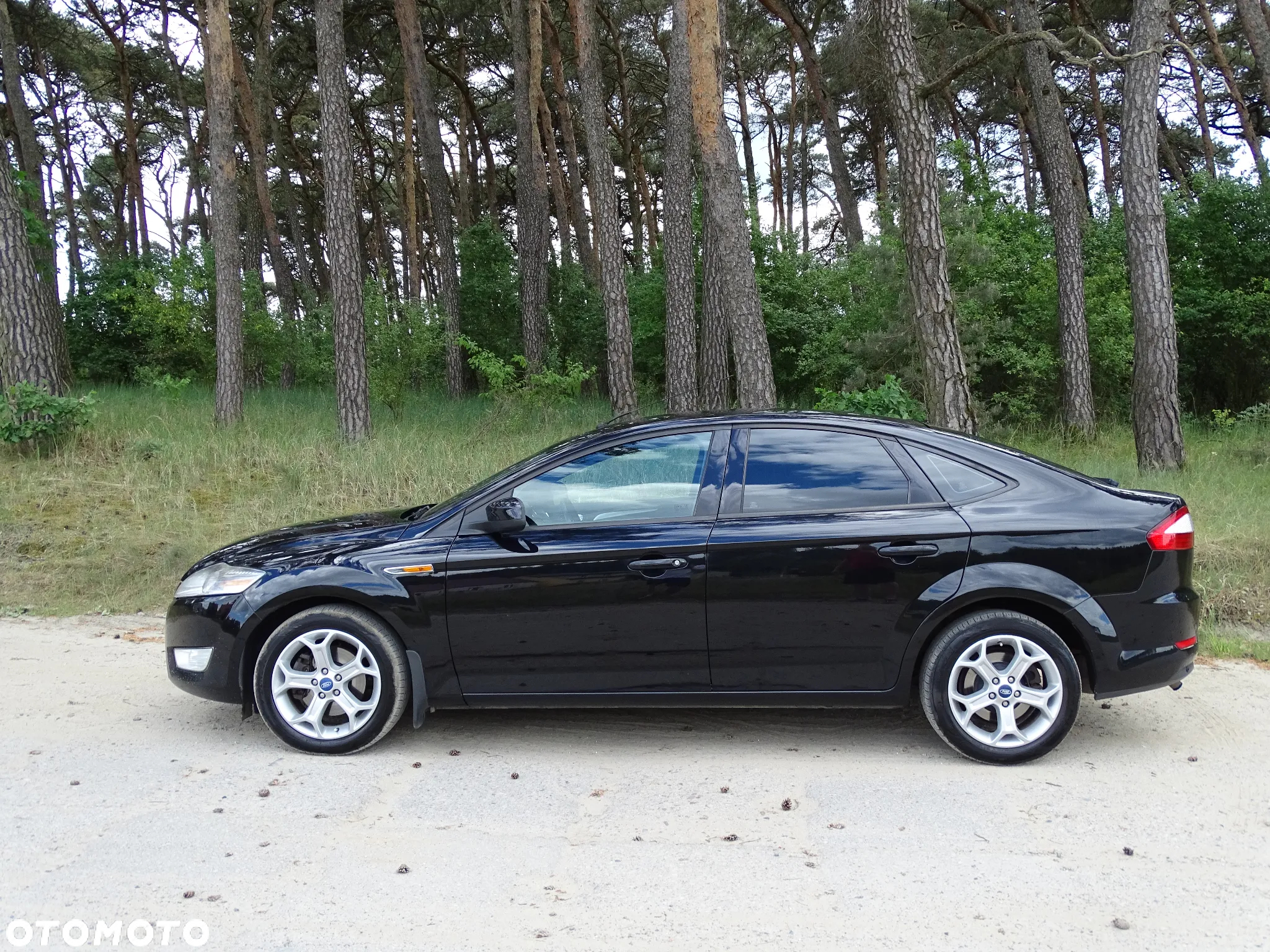 Ford Mondeo 2.0 Trend / Trend+ - 12