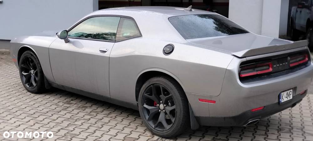 Dodge Challenger 3.6 SXT - 3