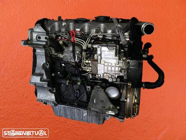 Motor Volvo V70 2.5 TDI Ref.: D5252T - 1