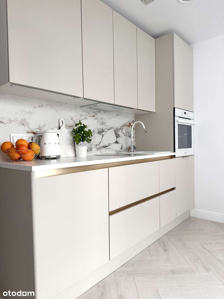 Komfortowa kawalerka z sypialnią, os. Tysiąclecia, przy stawie Maroko - Pełny obrazek: 4/10