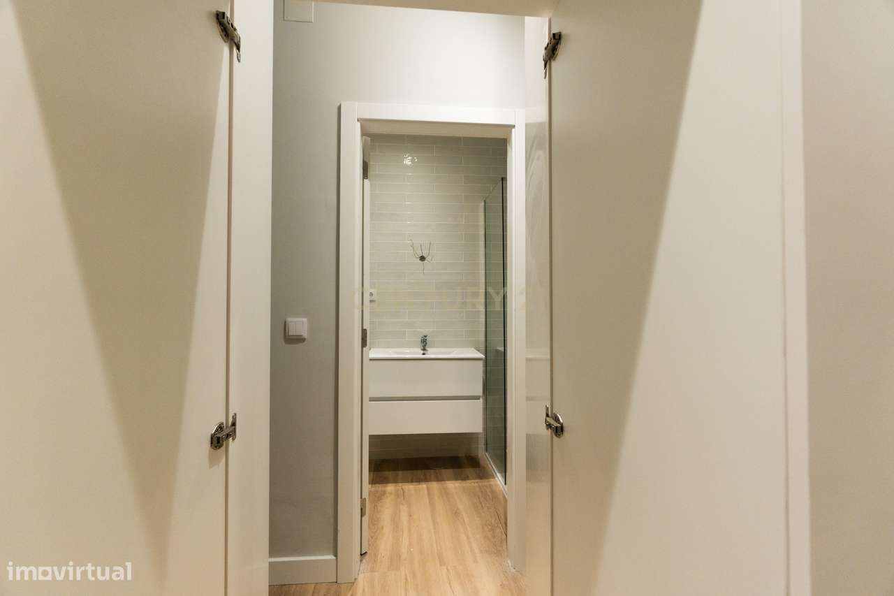 Prédio remodelado na Baixa de Setúbal – uma oportunidade única-18