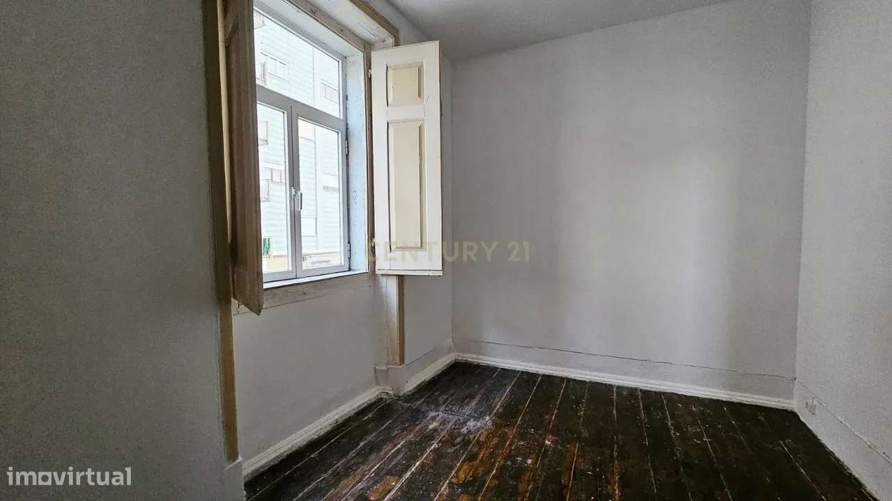 Apartamento T1 no Barreiro - Zona ARU - Zona Ribeirinha - Grande imagem: 5/27