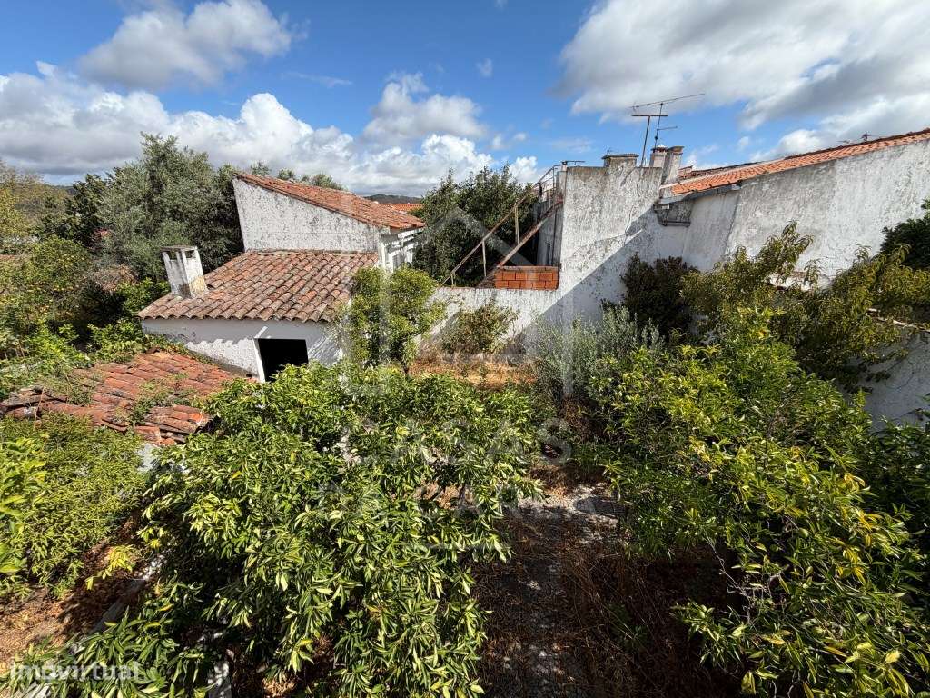 Moradia T3 com quintal, garagem e terraço em Vidigueira-22