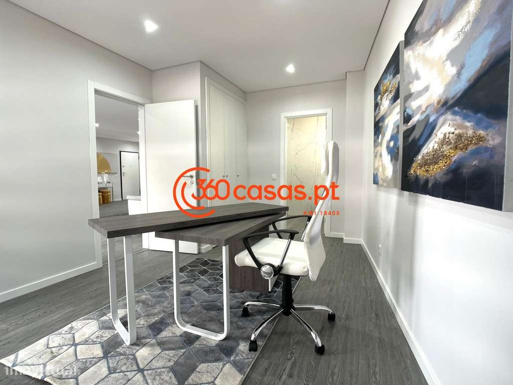 Apartamento T3 Novo com piscina, garagem e arrecadação em Olhão-15