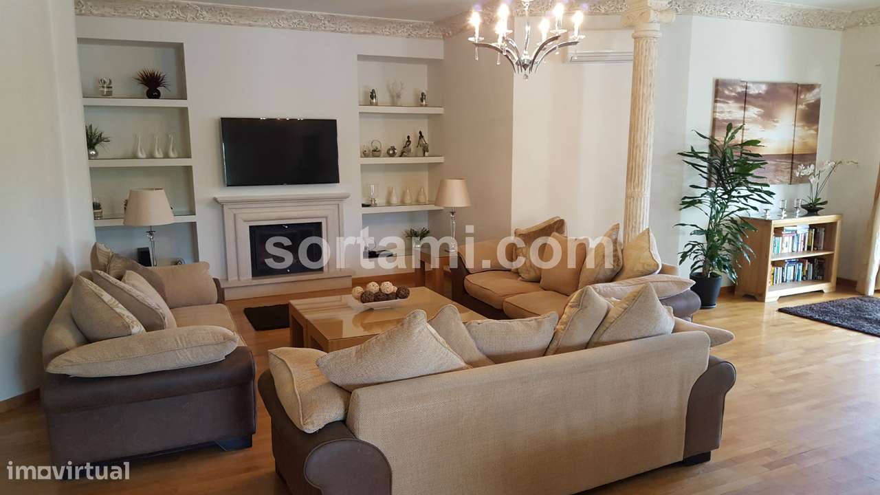 Moradia Isolada T5+3 Venda em Almancil,Loulé - Grande imagem: 2/26