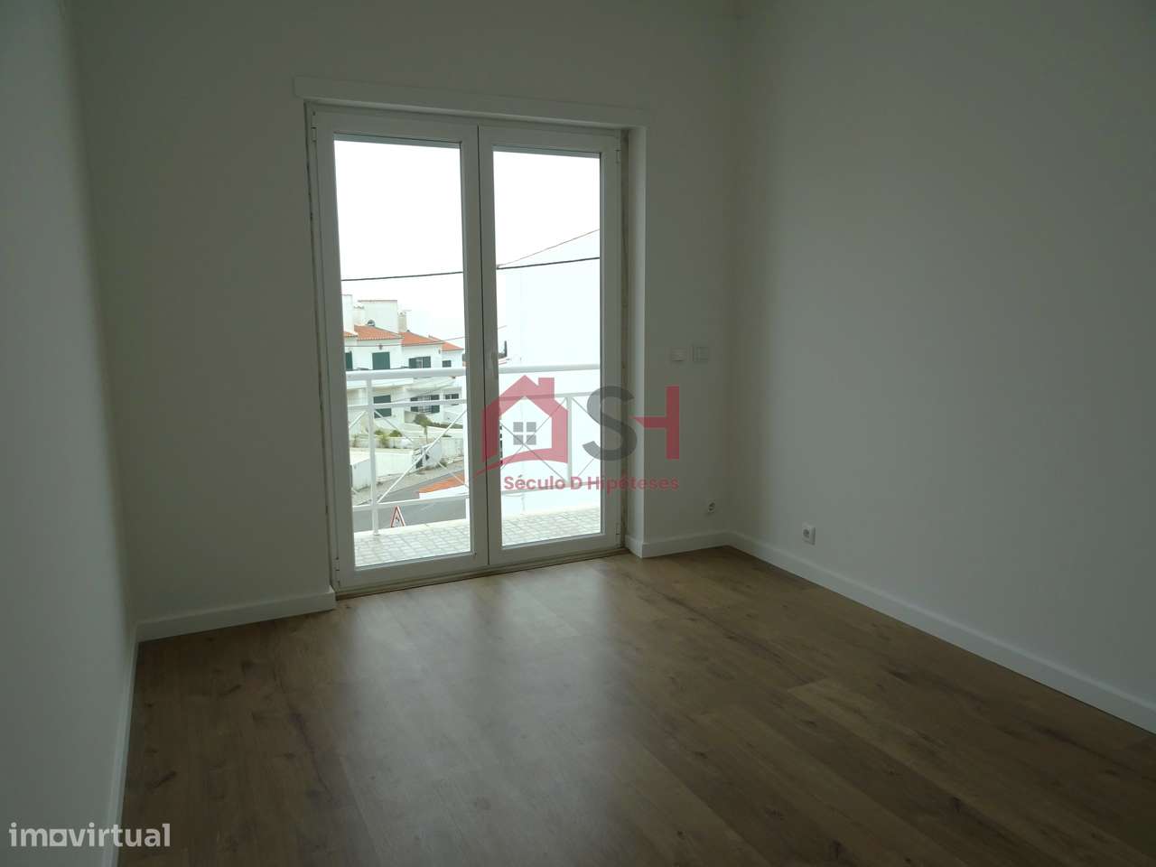 *Moradia T3 + 1, com Vista de Mar Na ERICEIRA *-13