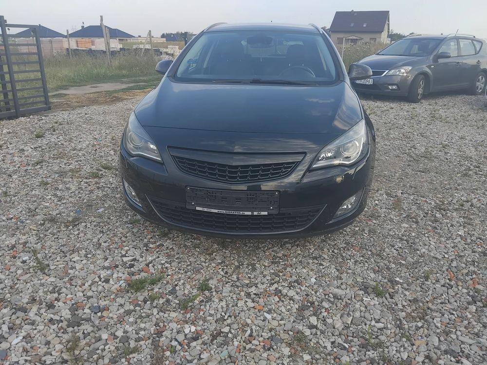 Opel Astra J (2009-2019) 1.4 Turbo Active 2012