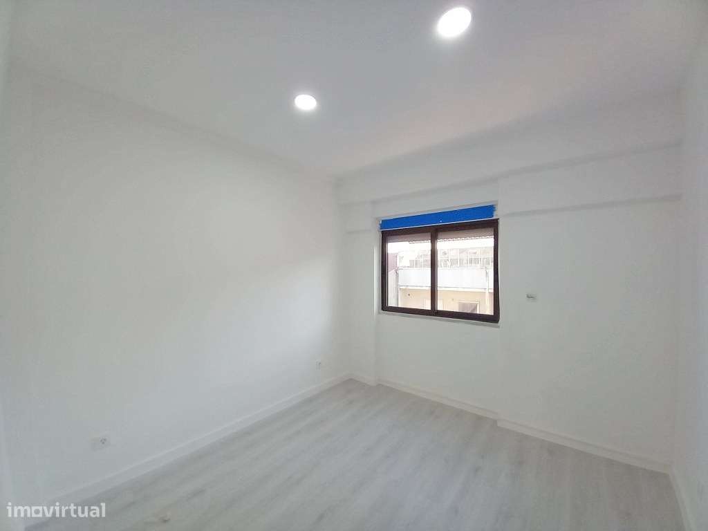 Apartamento T4 Venda em Costa da Caparica,Almada-19