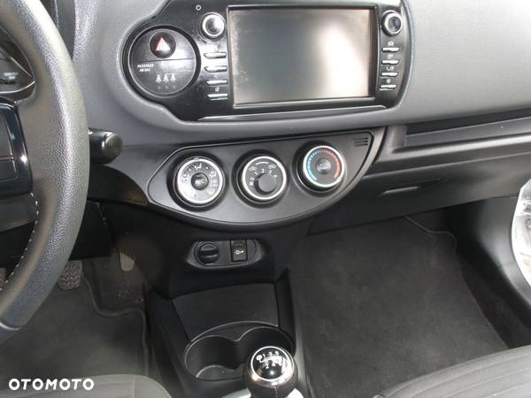 Toyota Yaris 1.5 Premium - 16