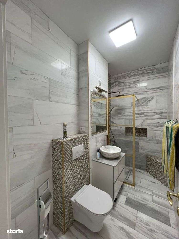 Penthouse mobilat lux , vedere frontală la mare-11