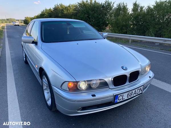 BMW Seria 5 525dA - 12