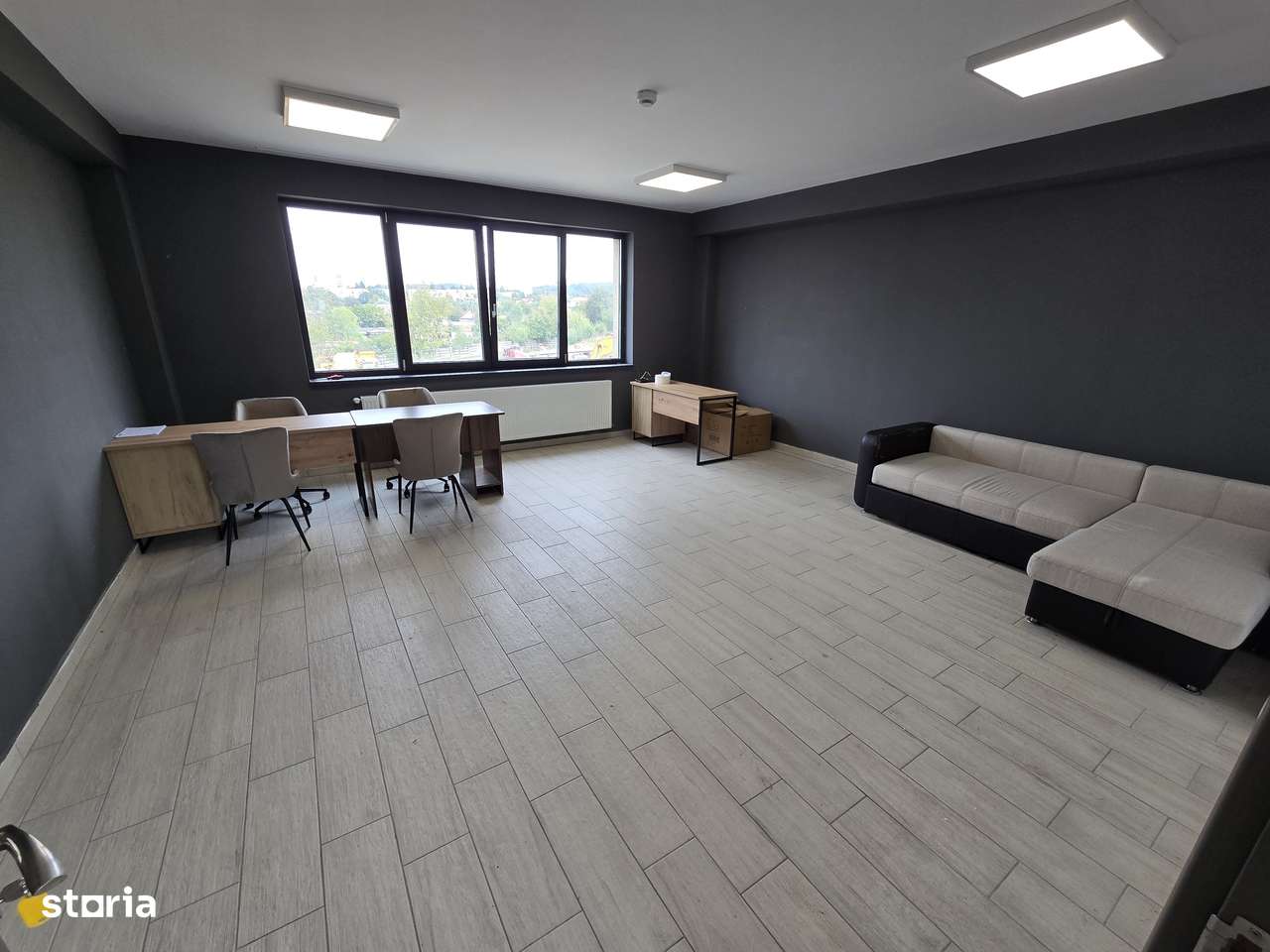 Birou 40 mp .parcare si utilităti incluse in pret - Imagine principală: 1/14